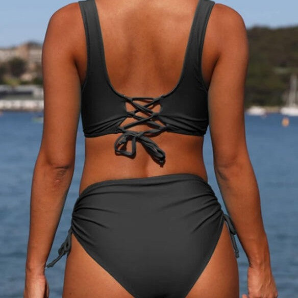 Balbina™ | Μπικίνι με λεπτομέρεια twist μπροστά και αποσπώμενες cups