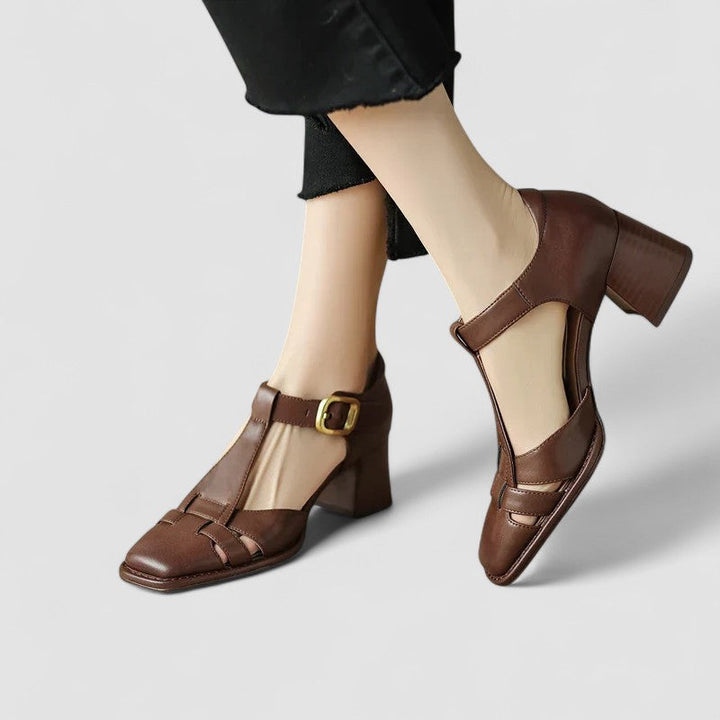 Marisol™ | Ορθοπεδικό Σανδάλι T-Strap με Τετράγωνο Τακούνι