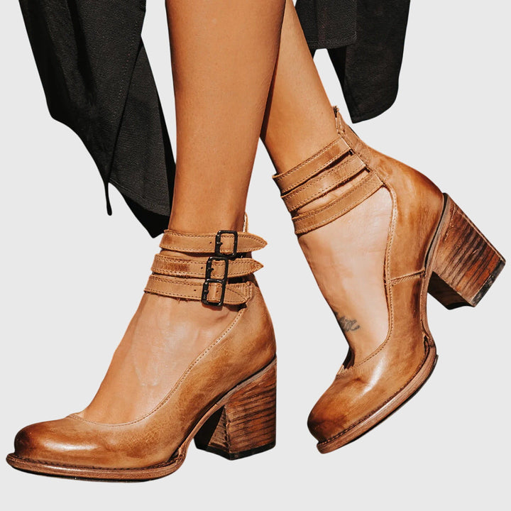 Casilda™ | Vintage Μποτάκι με Τετράγωνο Τακούνι και Αγκράφες