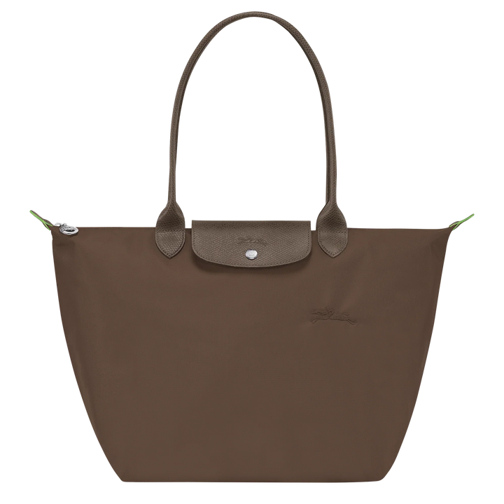 Grande Tote, Γη
