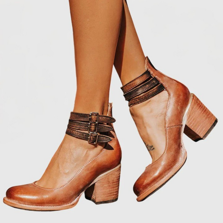 Casilda™ | Vintage Μποτάκι με Τετράγωνο Τακούνι και Αγκράφες