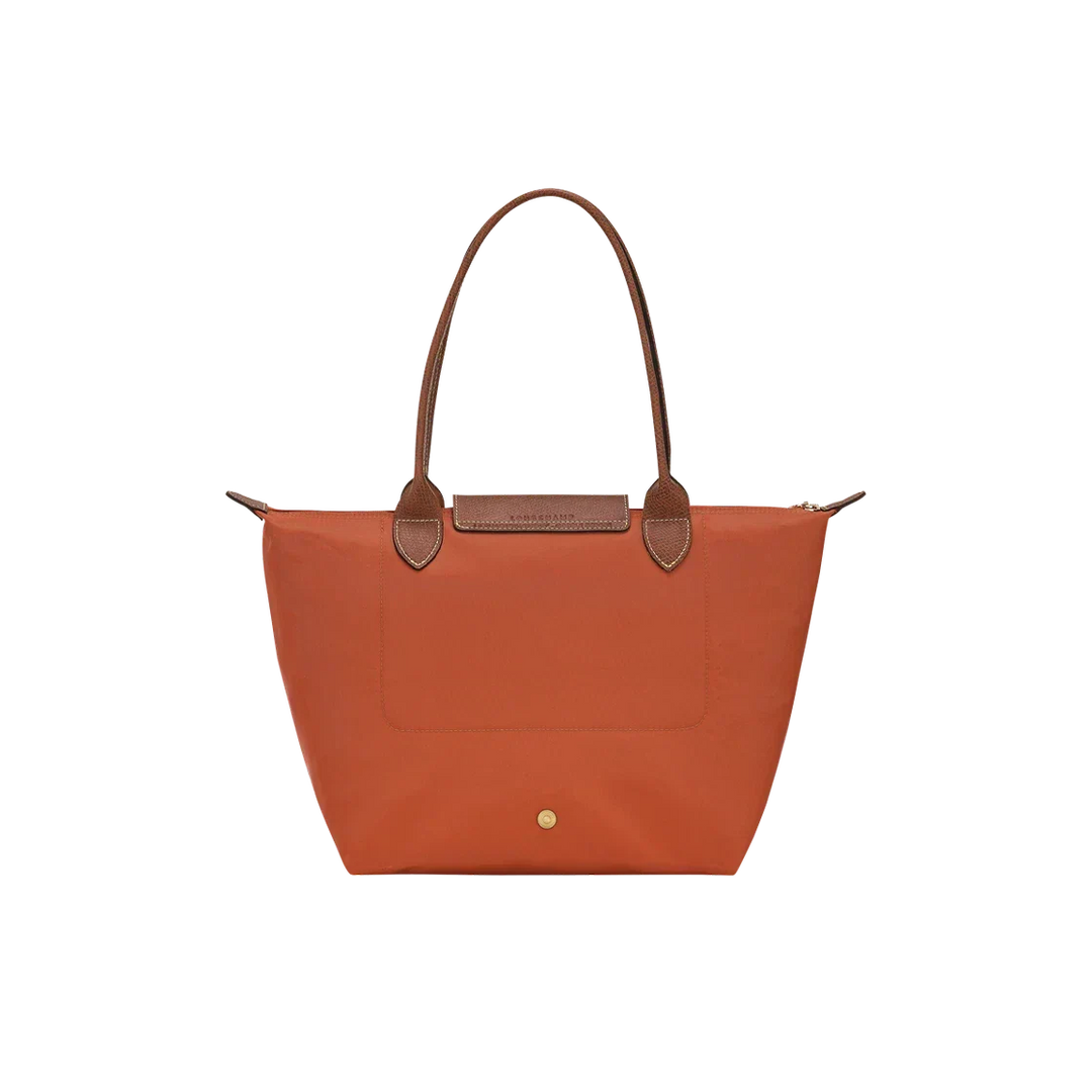 Grande Tote, Τούβλο